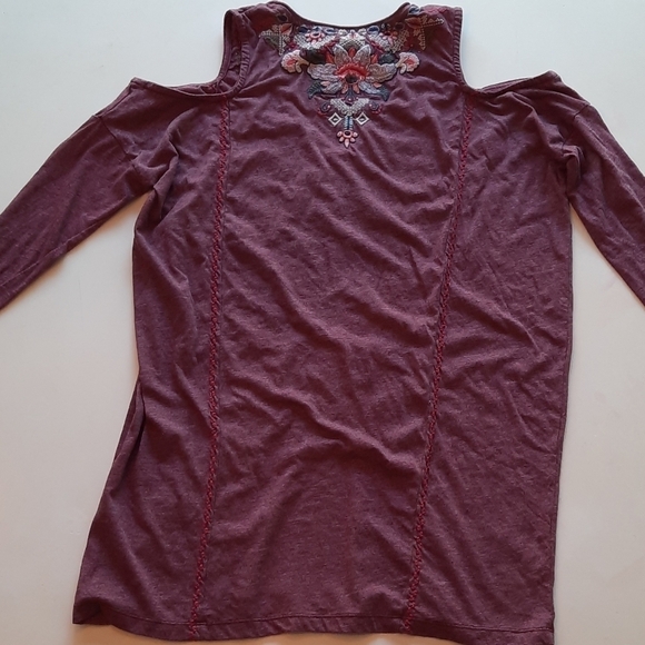 Johnny Was cold shoulder embroidered v neck top - Picture 9 of 9
